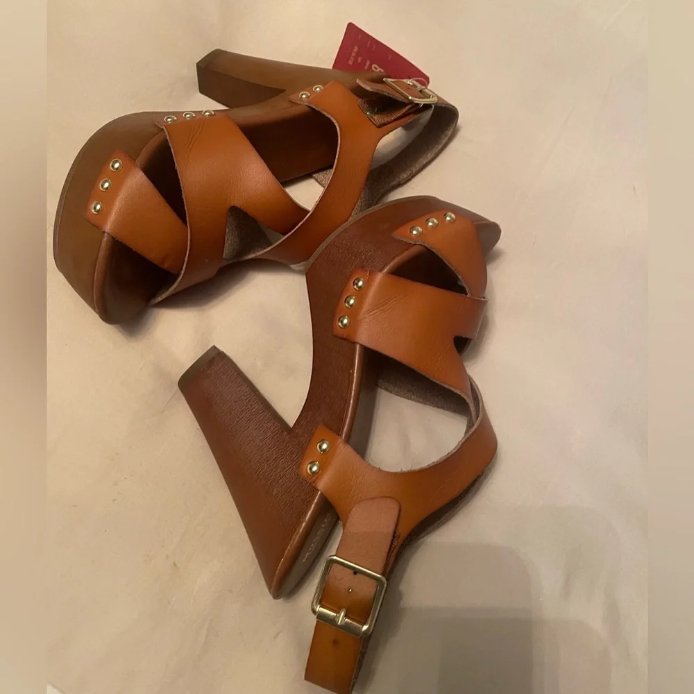 Vintage Mossimo Platforms NWT Sz 8.5
